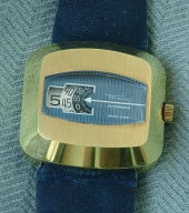 Tempo automatic digital read -sharp 70's watch